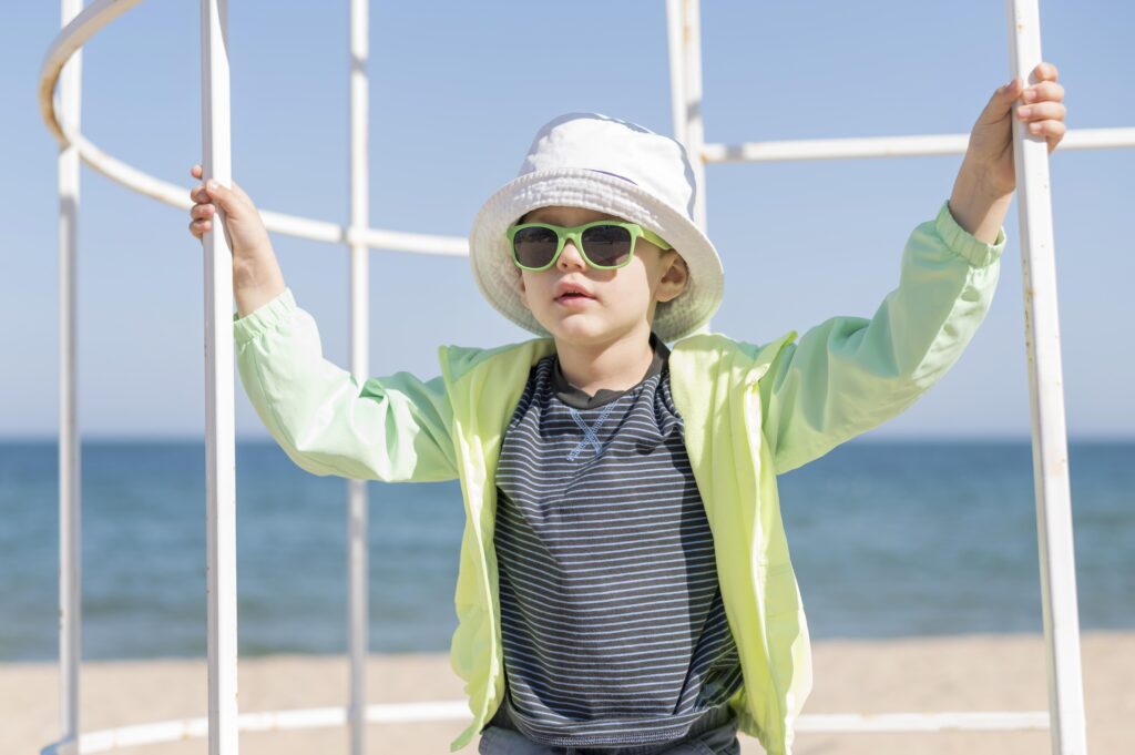 Des vêtements anti-UV pour enfants